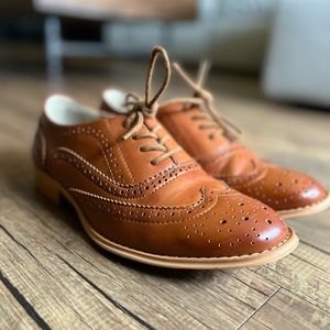 Talking Picture Oxford Flat in 8.5